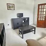 Casa Con Encanto Amplios Jardines Al Lado De La Playa