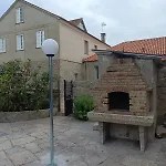 Casa Con Encanto Amplios Jardines Al Lado De La Playa * Caleiro